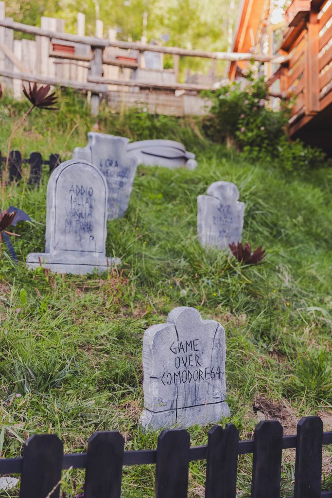Wonderwood, Cimitero delle cose superflue